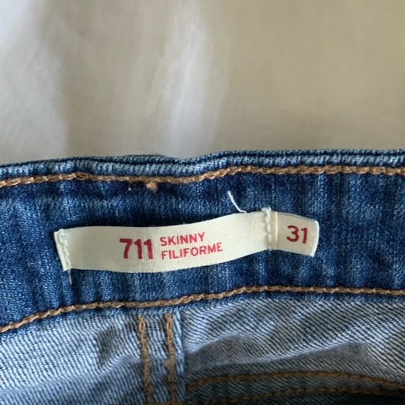 Levi’s ⭐️ LIKE NEW ⭐️ 711 Skinny Jeans size 31 - Picture 5 of 11